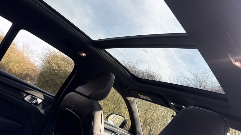 Volvo Xc40 1.5 T5 Recharge PHEV R DESIGN Pro 5dr Auto Estate